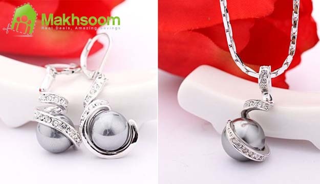 50% Off White Gold Plated Jewelry Necklace & Earrings With Black Pearl (Only $25 instead of $50)