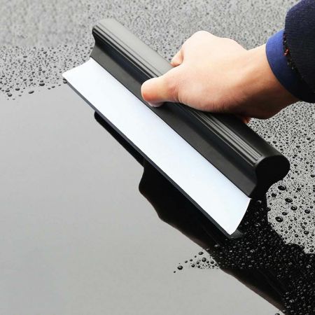 thumbnail image 2 of Pilot Automotive 11-Inch T-Bar Style Water Blade – Brand New Squeegee 2 of 3