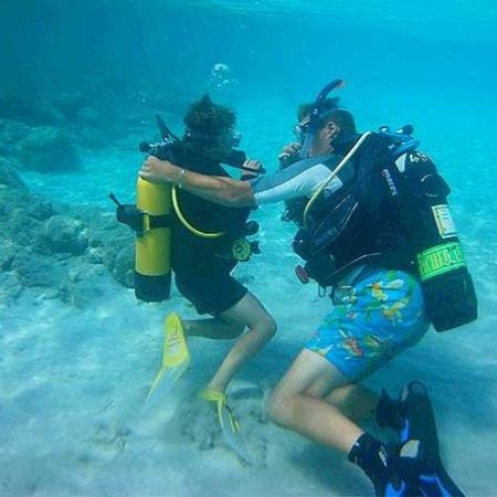 45 min Discover Scuba Diving Shore Dive For One - Makhsoom