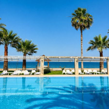 Beach and Pool Entrance For Adults & 10 Years Plus On Weekdays (Monday to Friday)