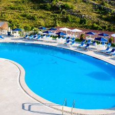 Pool Entrance For Kids (4 to 10 Years) On Weekdays & Weekends