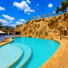 Pool Entrance For Kids (3 To 12 Yrs) On Weekdays 
