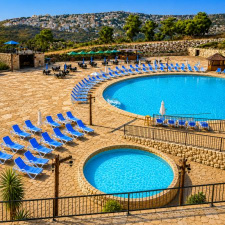 1 Month Pool Membership For 1 Prs