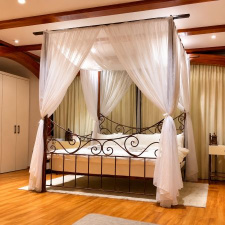1-Night Stay For Two In a Regular Chalet Including Breakfast, Pool Access & 2 Sessions Solarium
