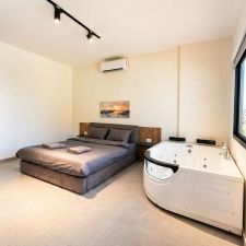 1-Night Stay For Two in a Single Room with Ocean Mountain & Pool View + Free Access Pool For Weekends & Weekdays