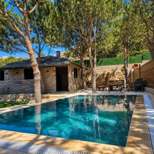 1-Night Stay in a Bungalow For Two With Private Pool & Free Access Public Pool On Weekdays