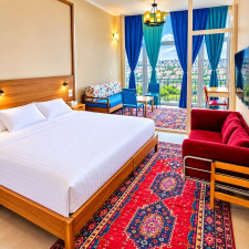 1-Night Stay In a Guesthouse For Two Persons With Pool Access On Weekdays & Weekends