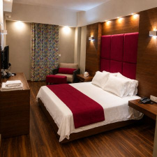 1-Night Stay in a Room For 2 Persons On Weekdays & Weekends