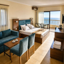 1-Night Stay in a Standard Room For 2 Persons On Weekdays & Weekends