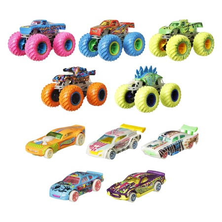 Hot Wheels Monster Trucks 1:64 Car and Truck Multipack - 3+ Years