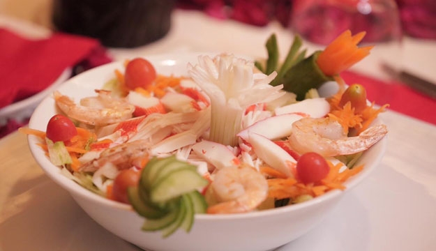 Romantic Dinner by The Sea & The Sunset For Two - Makhsoom