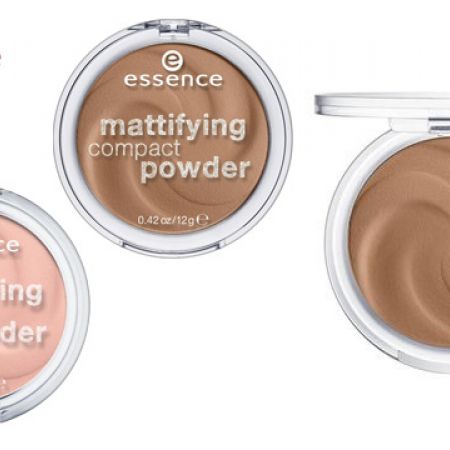 essence mattifying compact powder